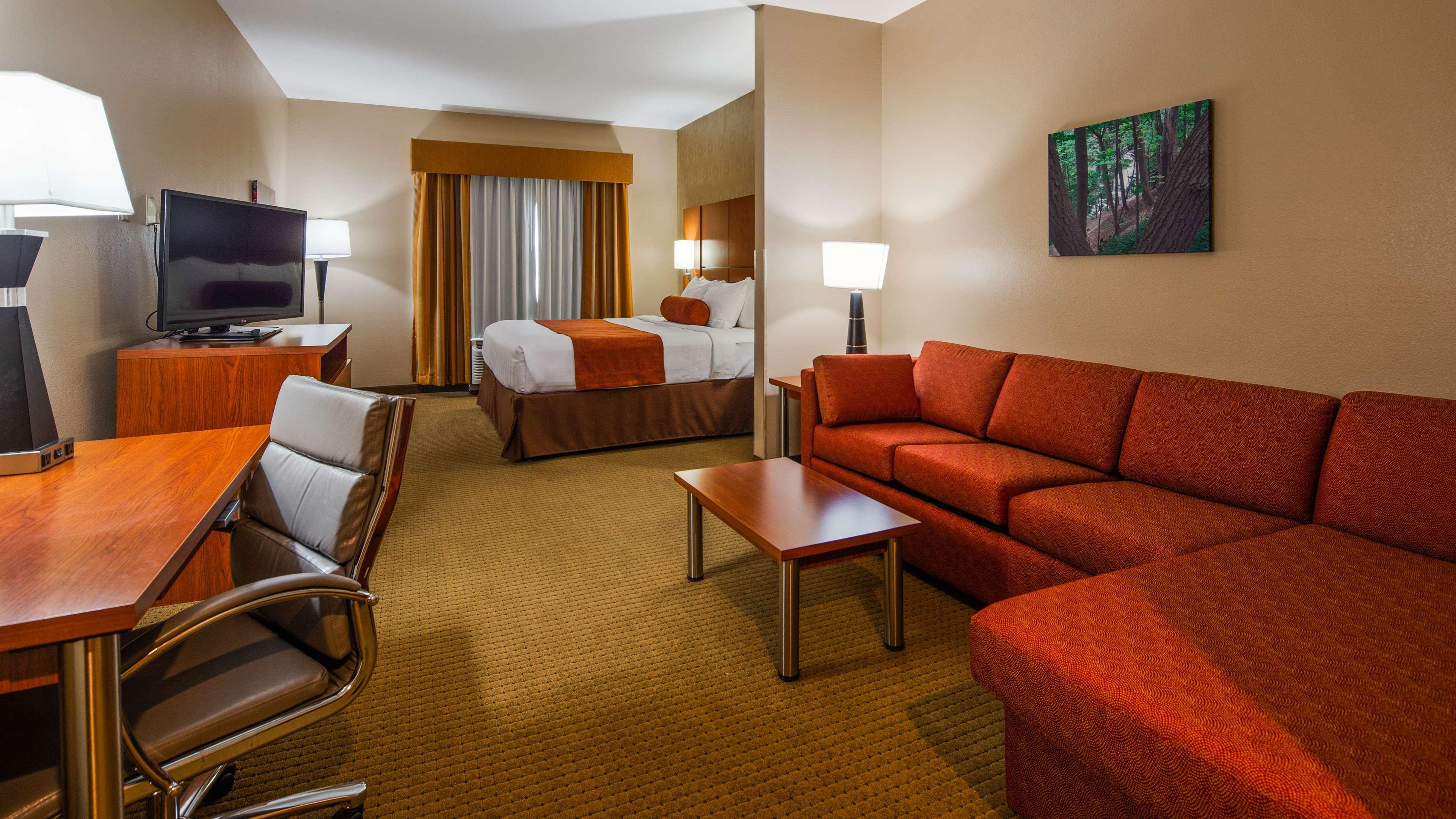 Best Western Plus Finger Lakes Inn & Suites Cortland Luaran gambar