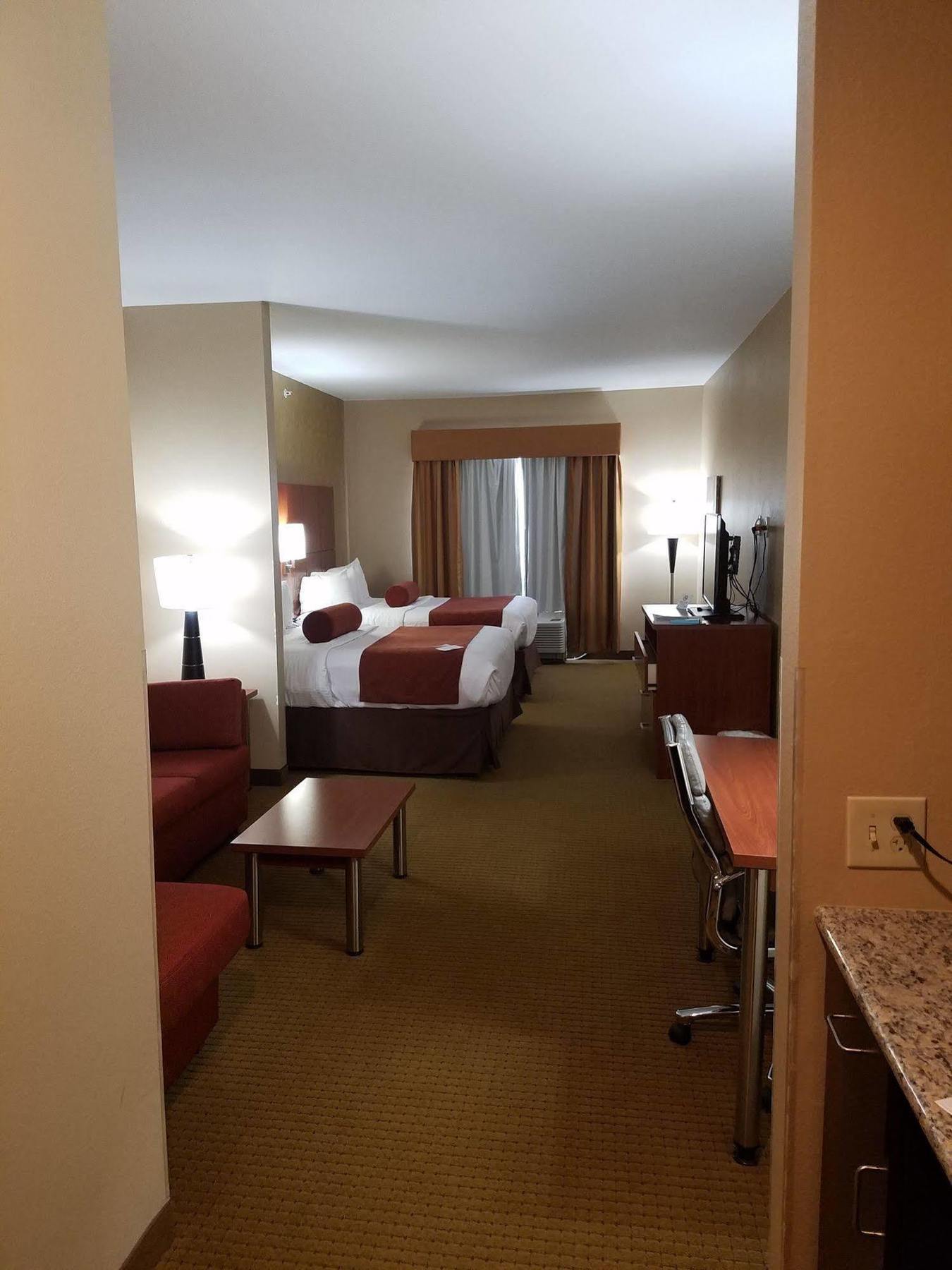 Best Western Plus Finger Lakes Inn & Suites Cortland Luaran gambar