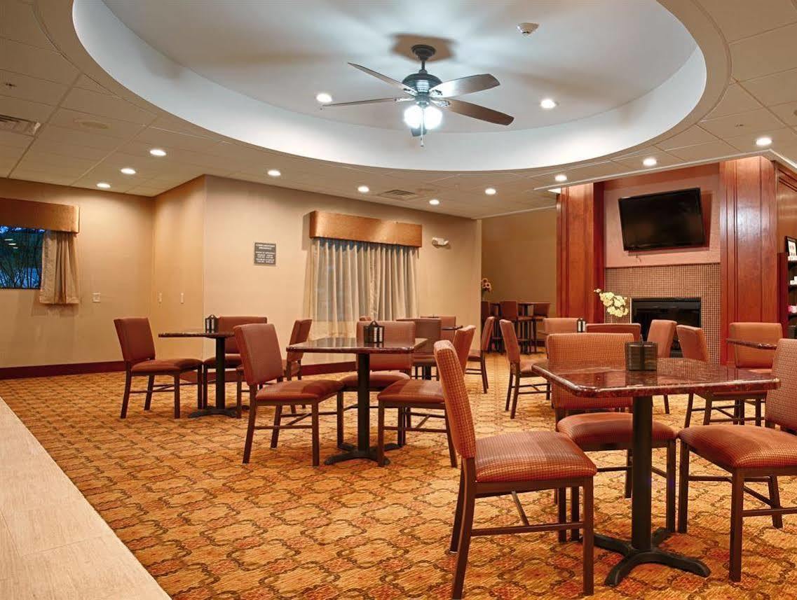 Best Western Plus Finger Lakes Inn & Suites Cortland Luaran gambar